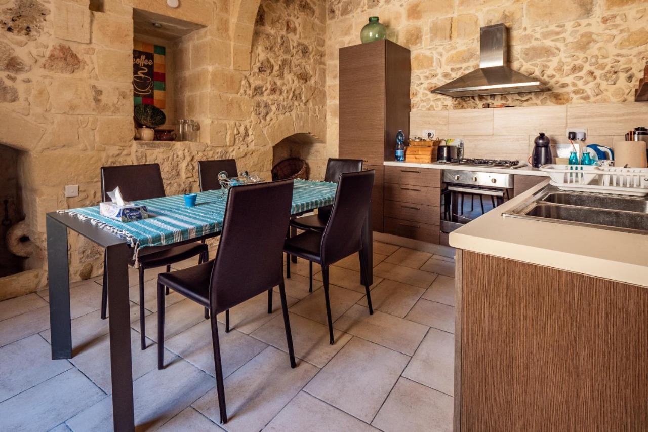 250 Yo Tal-Bambinu Boutique Farmhouse Xagħra Exterior foto