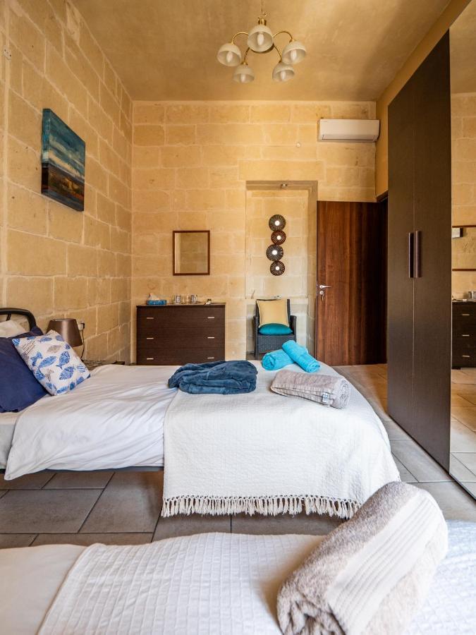 250 Yo Tal-Bambinu Boutique Farmhouse Xagħra Exterior foto